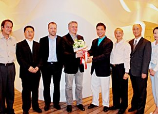 Serm Phenjati (4th right), consultant of dusitD2 baraquda pattaya recently welcomed high level authorities and delegates from Greater China (China, Hong Kong, Taiwan, Macau) on their Enforcement Conference organized by the Motion Picture Association at dusitD2 baraquda pattaya. The hotel has been selected as a venue to hold the Motion Picture Association’s strategic conference focusing on a reduction of copyright theft and to ensure that all parties uphold commitments to protect the power of creative ideas around the world. (L to R) Frank Rittman, Vice President and Deputy Managing Director of the Regional Policy Office, Asia Pacific, Motion Picture Association; Zhi Cheng Wang, Deputy Director General, National Copyright Administration of China; Ryan Murray, Director of Content Protection, Asia Pacific, Motion Picture Association; Mike Ellis, President and Managing Director, Asia Pacific, Motion Picture Association; Serm Phenjati; Wai Hung Ho, Managing Director & GM, IFACT-GV (HK) and Nan-san Liu, Chief Secretary of Second Security Police, IPR Police (Taiwan).